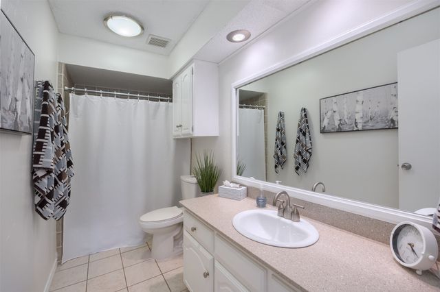3916 Spring Hollow Drive, Carrollton, TX 75007