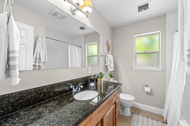 4524 Morpheus Ln, Sacramento, CA 95864