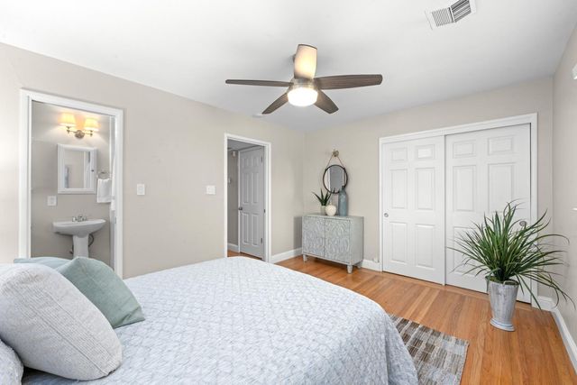 4524 Morpheus Ln, Sacramento, CA 95864