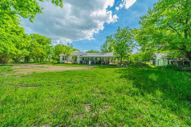 1424 James Drive, Kaufman, TX 75142