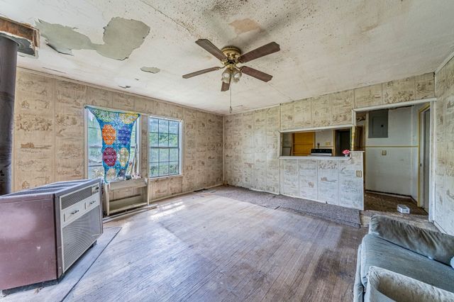 1424 James Drive, Kaufman, TX 75142