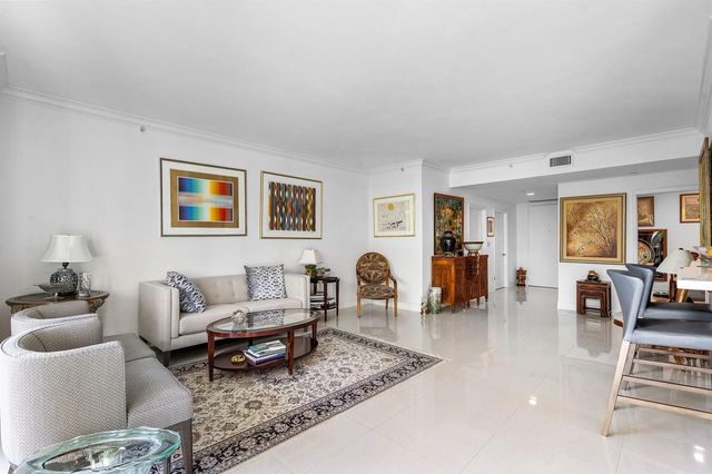 500 SE Mizner Boulevard A310, Boca Raton, FL 33432