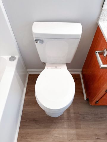 470 Martha Ln Apt E, Clarksville, TN 37043