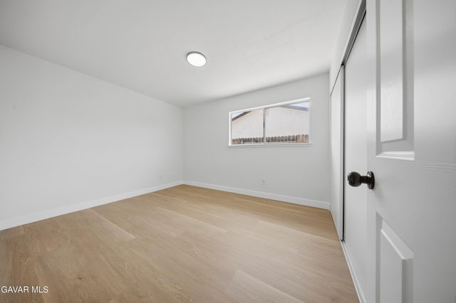 43342 Fenner Avenue, Lancaster, CA 93536