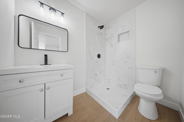 43342 Fenner Avenue, Lancaster, CA 93536