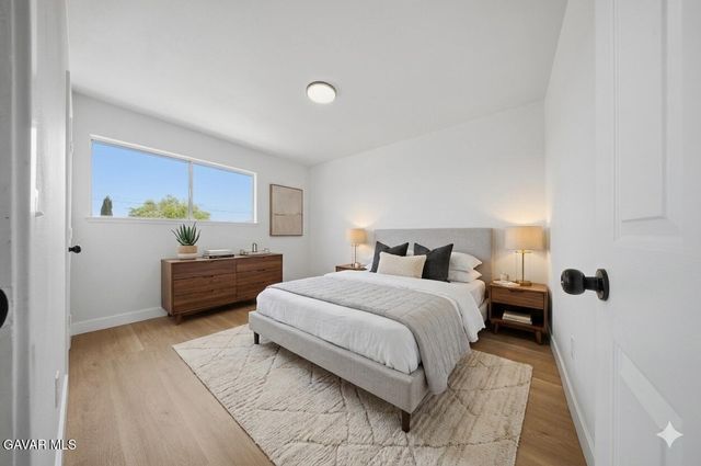 43342 Fenner Avenue, Lancaster, CA 93536