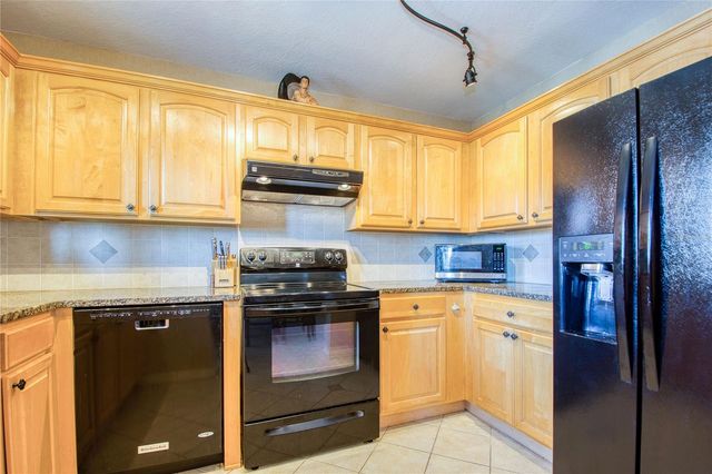 6150 GULFPORT BOULEVARD S 413, Gulfport, FL 33707