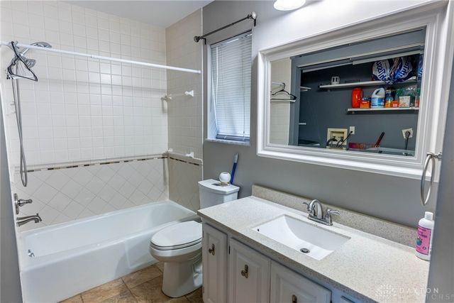 1321 Keystover Trail, Dayton, OH 45459