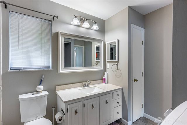 1321 Keystover Trail, Dayton, OH 45459