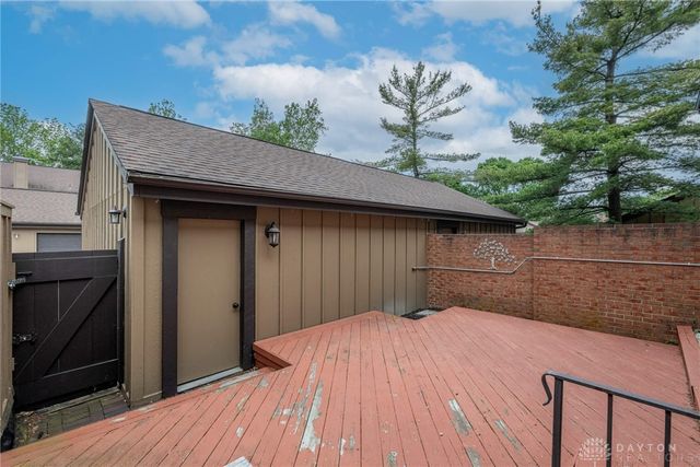 1321 Keystover Trail, Dayton, OH 45459
