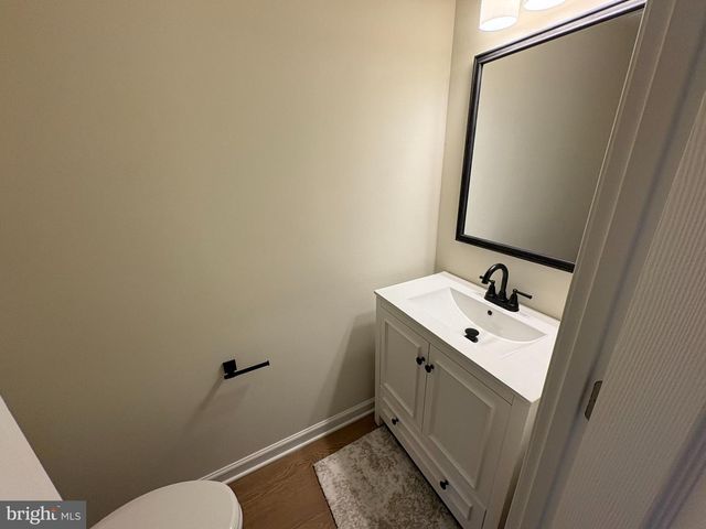30 VALLEY DR, Telford, PA 18969