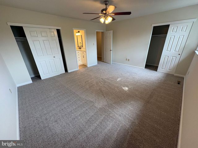 30 VALLEY DR, Telford, PA 18969
