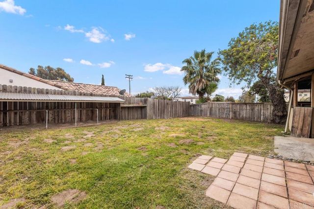 889 91 Bracero Road, Encinitas, CA 92024