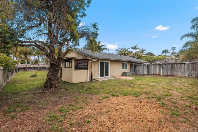 889 91 Bracero Road, Encinitas, CA 92024