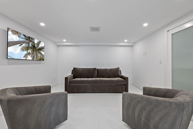 3140 S Ocean Boulevard 502S, Palm Beach, FL 33480
