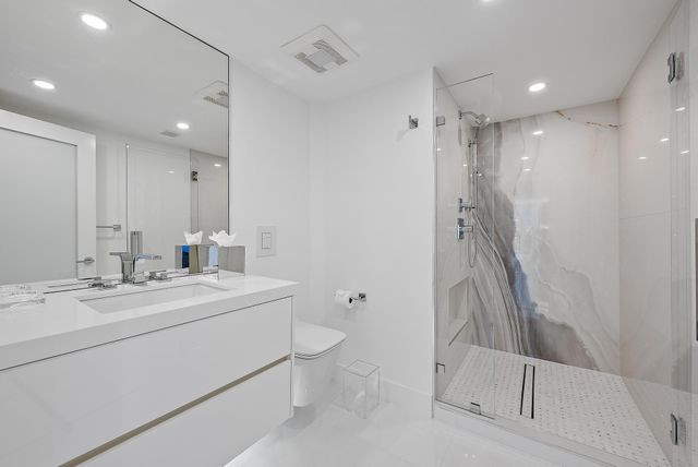 3140 S Ocean Boulevard 502S, Palm Beach, FL 33480