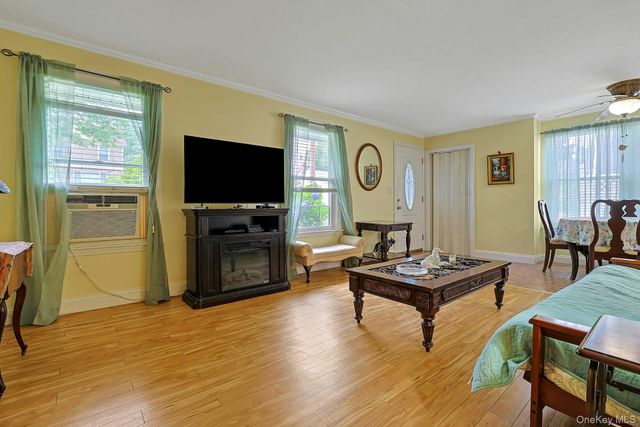157 Whitman Road, Yonkers, NY 10710