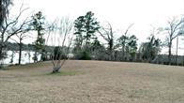 74 Palisade Circle, Huntsville, TX 77320