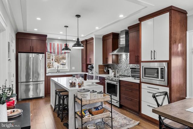 63 CENTRAL AVE, Audubon, NJ 08106