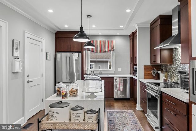 63 CENTRAL AVE, Audubon, NJ 08106