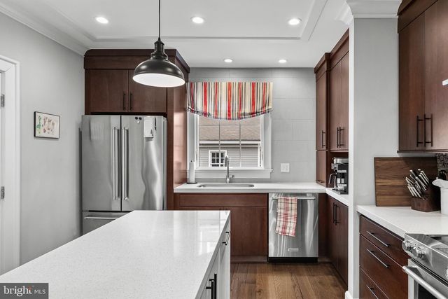 63 CENTRAL AVE, Audubon, NJ 08106