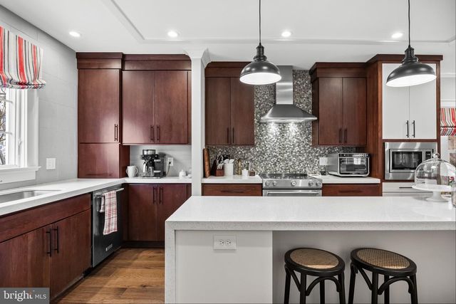 63 CENTRAL AVE, Audubon, NJ 08106