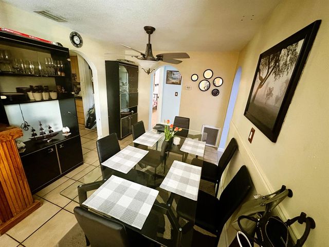 6421 NW 29th Street NW, Sunrise, FL 33313
