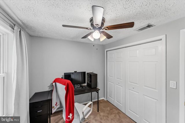 8794 NEWINGTON COMMONS RD, Lorton, VA 22079