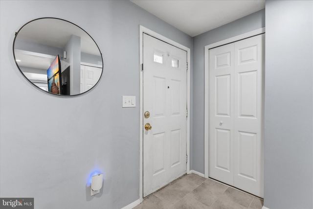 8794 NEWINGTON COMMONS RD, Lorton, VA 22079