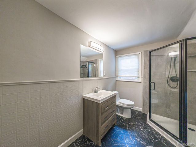 306 Whittemore Street, Pontiac, MI 48342