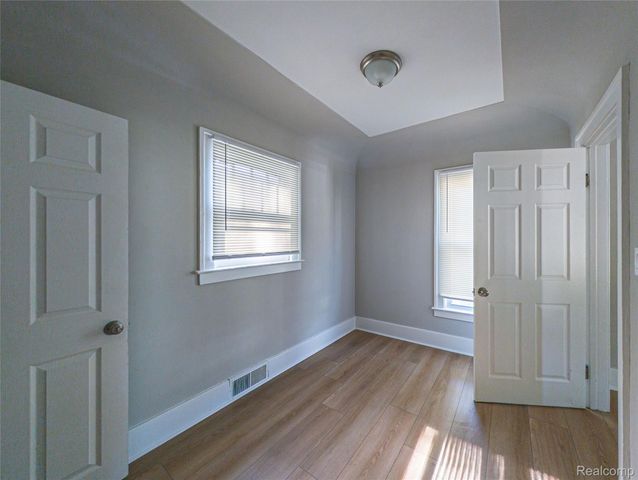 306 Whittemore Street, Pontiac, MI 48342