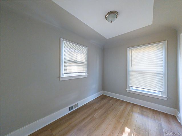 306 Whittemore Street, Pontiac, MI 48342