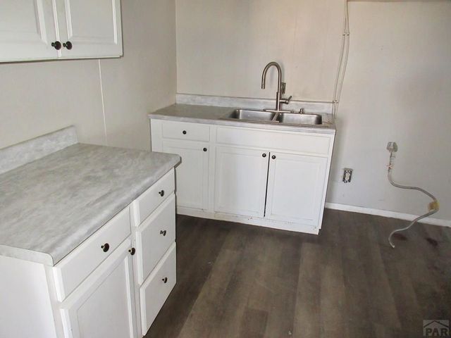 2106 E 8th St, Pueblo, CO 81001