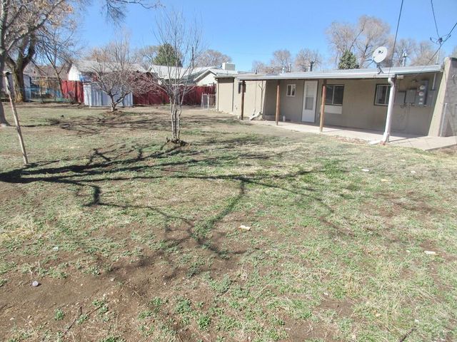 2106 E 8th St, Pueblo, CO 81001