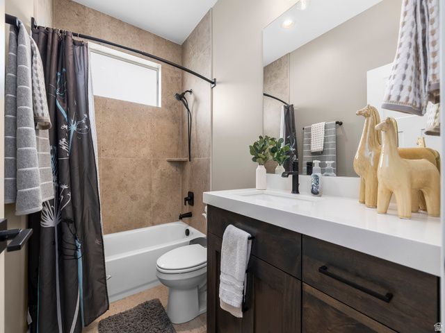 7236 W HALLS CROSSING DR, Herriman, UT 84096