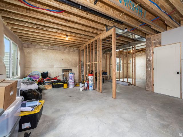 7236 W HALLS CROSSING DR, Herriman, UT 84096