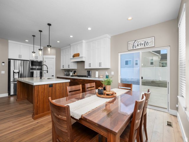 7236 W HALLS CROSSING DR, Herriman, UT 84096