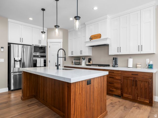 7236 W HALLS CROSSING DR, Herriman, UT 84096