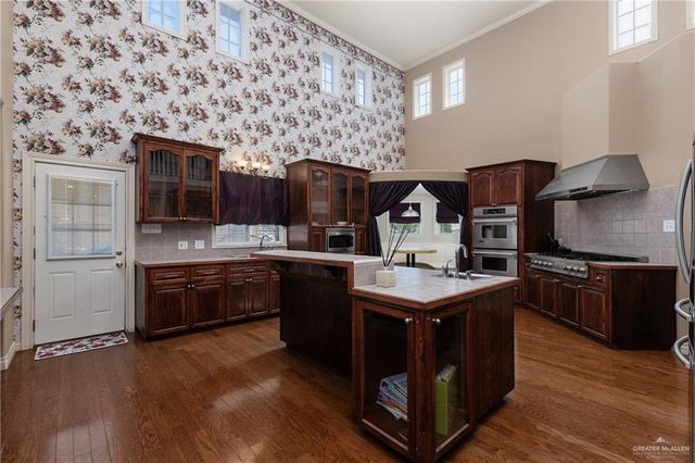 1707 S Jackson Road, Edinburg, TX 78539