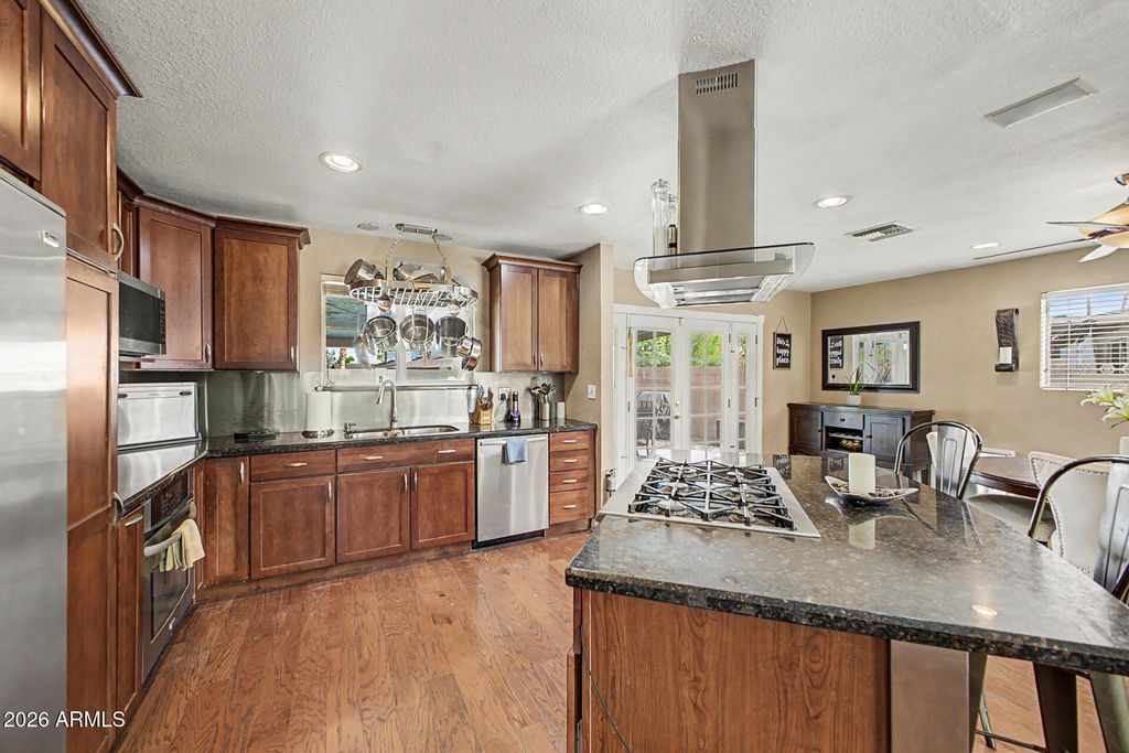 10835 N 39TH Street, Phoenix, AZ 85028 — photo 4