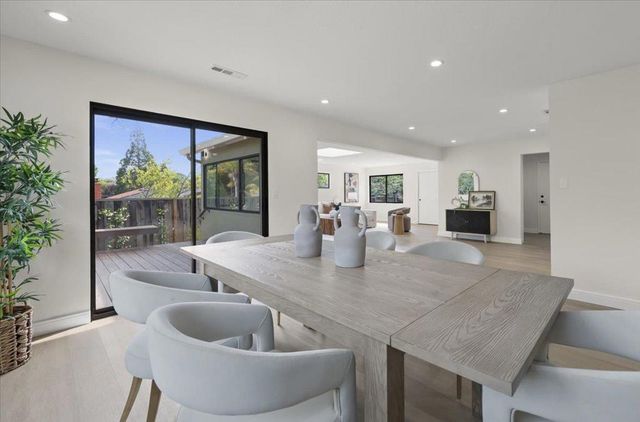 198 Greenwich Drive, Pleasant Hill, CA 94523
