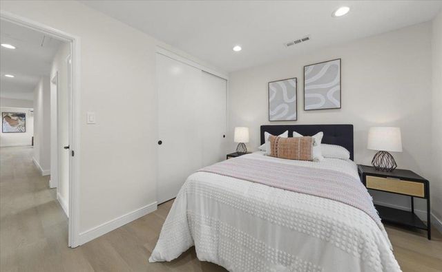 198 Greenwich Drive, Pleasant Hill, CA 94523