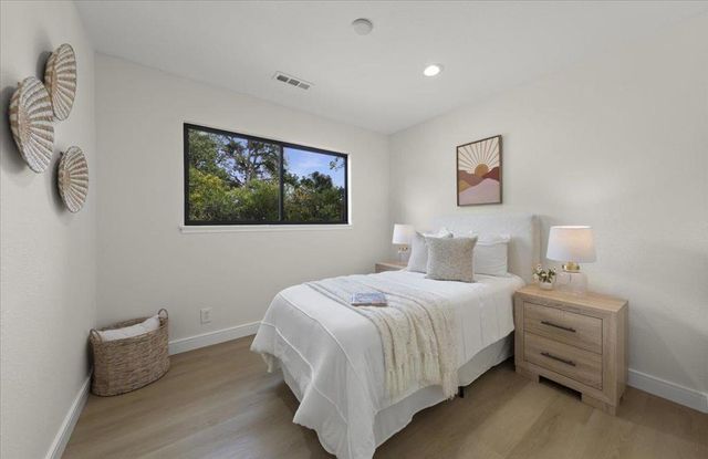 198 Greenwich Drive, Pleasant Hill, CA 94523
