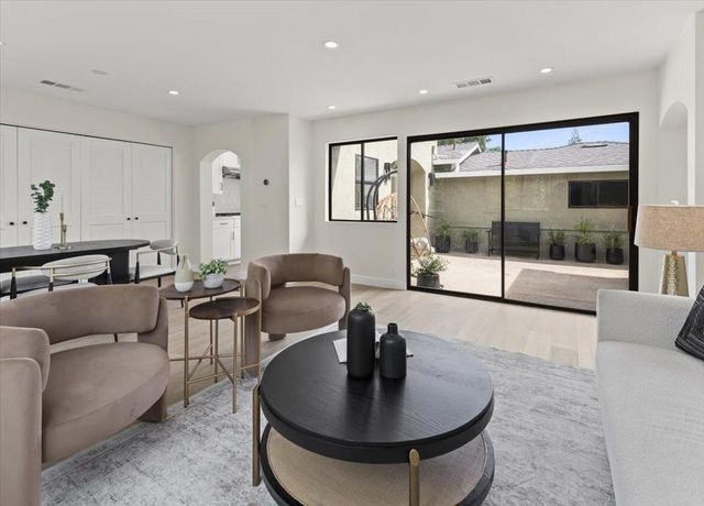 198 Greenwich Drive, Pleasant Hill, CA 94523