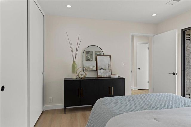 198 Greenwich Drive, Pleasant Hill, CA 94523