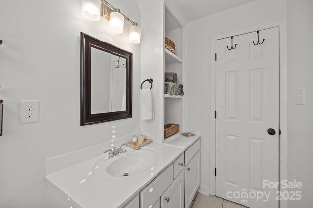 5509 Southampton Road, Charlotte, NC 28217