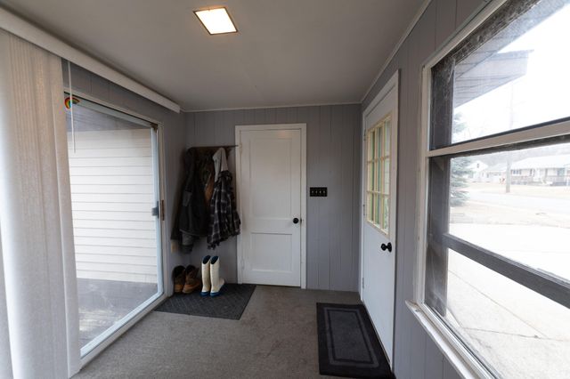 900 W Cass Street, Greenville, MI 48838