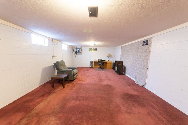 900 W Cass Street, Greenville, MI 48838