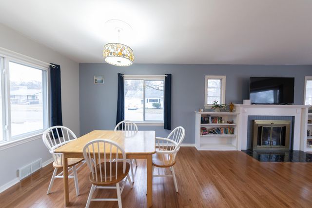 900 W Cass Street, Greenville, MI 48838