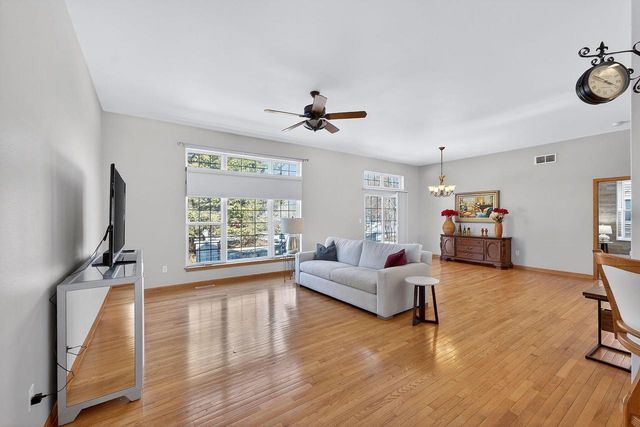 3838 E Stargrass LANE, Oak Creek, WI 53154